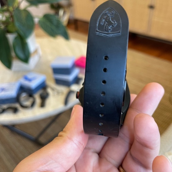 FERRARI
World Time Alarm Chronograph Black Dial Men's Watch FE-05-IPB-FC 45mm! - Picture 8 of 8